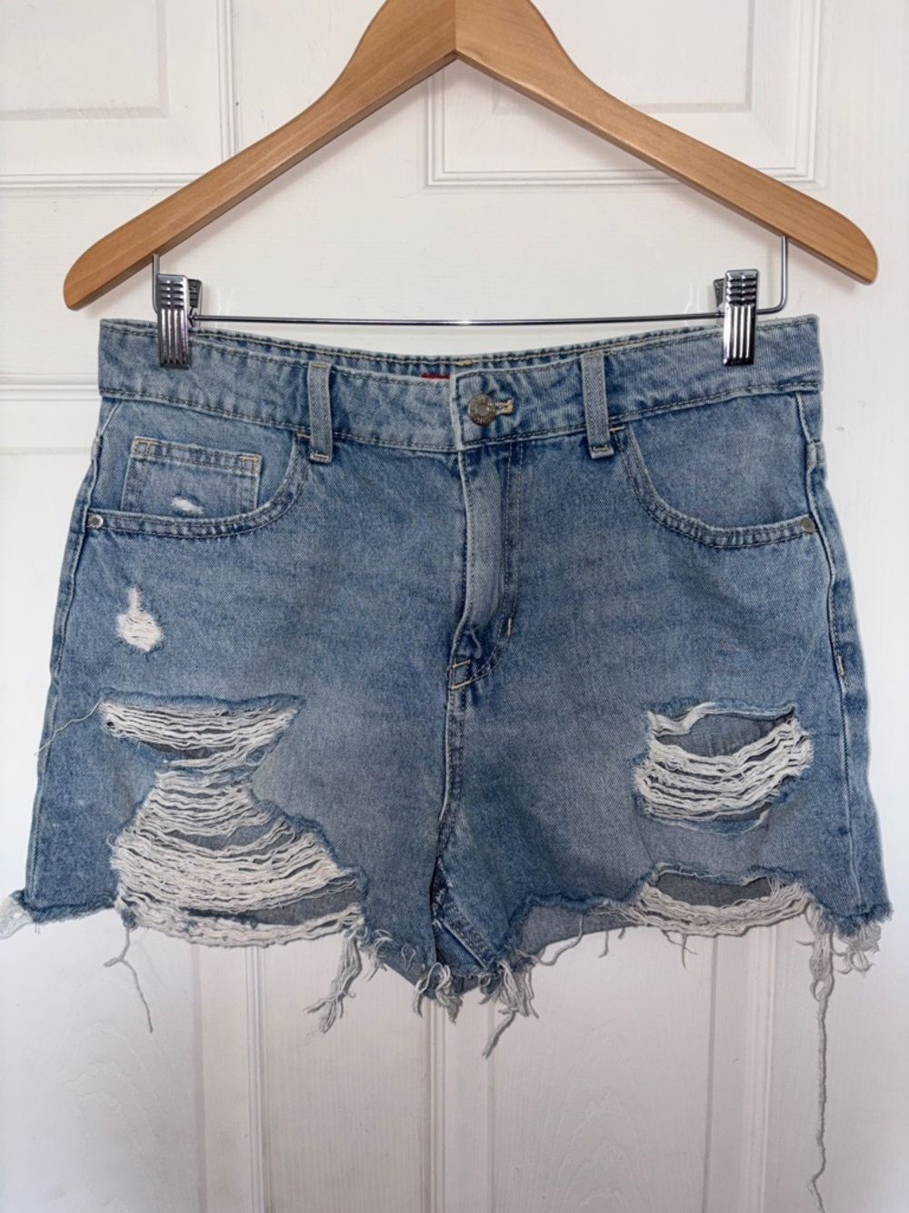 Guess Distressed Cut Off Denim Shorts Blue Size 29